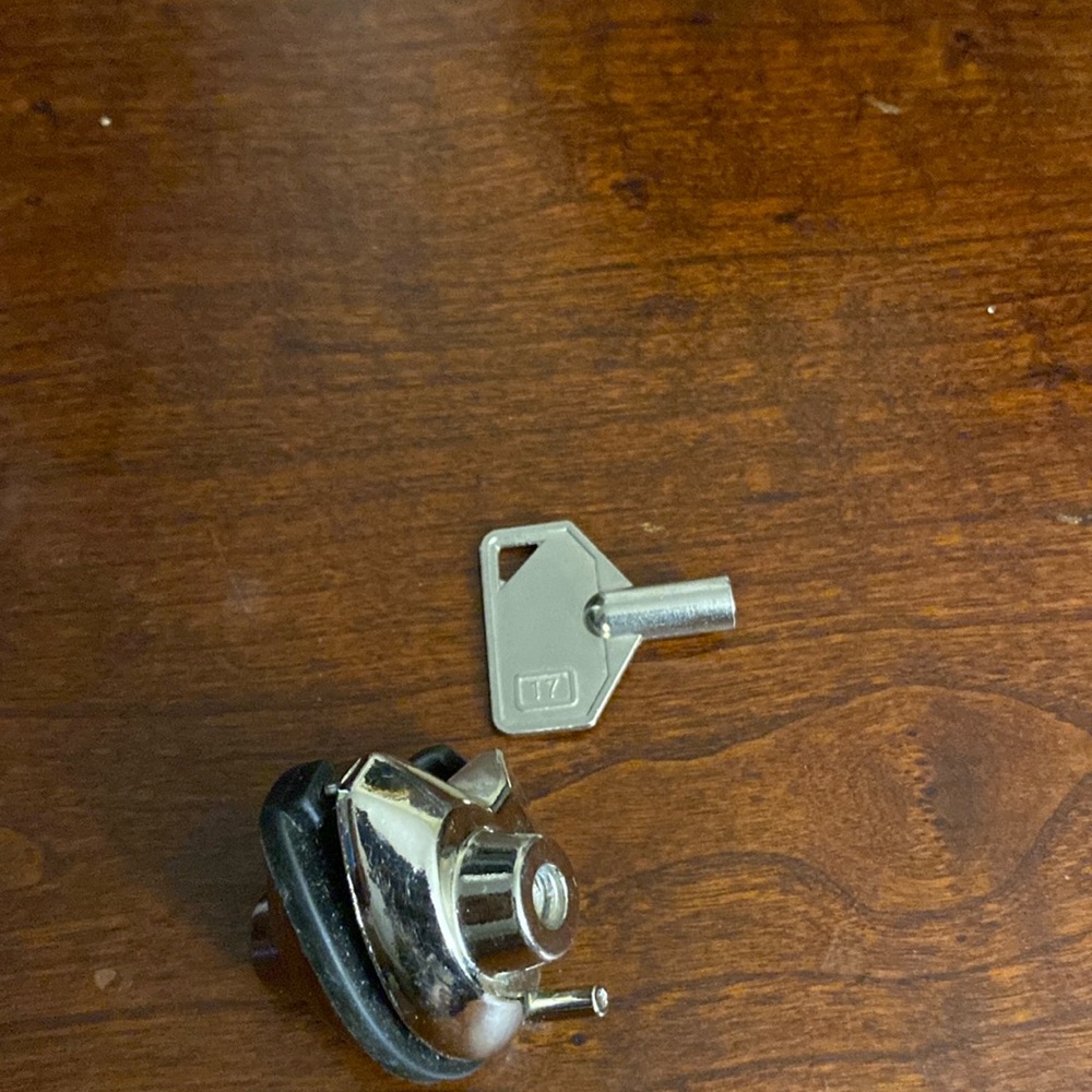 Heavy duty old school gun lock for any caliber and size